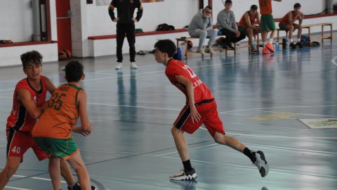 Bàsquet cadet. CB Cabrera - CB Calella B (76-32). Cabrera de Mar. 13 de maig de 2023