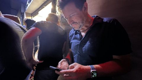 Les Santes 2023. Desvetllament bellugós i Escapada a negra nit. Nit Boja. Mataró. Matinada del 25 al 26 de juliol de 2023
