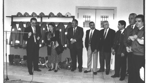 Inauguració del Parc de bombers de Malgrat de Mar. 1993. Foto: Saül Gordillo (El Punt)