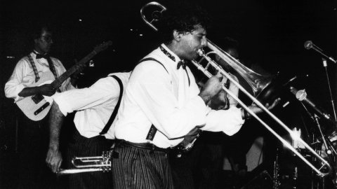 Actuació de l'orquestra La Vella Dixieland. Calella. 1992. Foto: Saül Gordillo (El Punt)