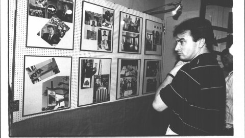Inauguració de l'exposició sobre les eleccions municipals organitzada per Foto-Film Calella. 1991. Foto: Saül Gordillo (El Punt)