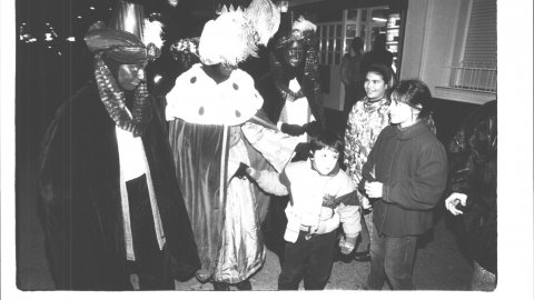 Arribada dels Reis Mags d'Orient a Calella. 1993. Foto: Saül Gordillo (El Punt)