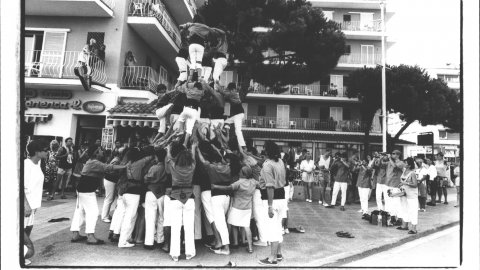 Els Xiquets de Reus a la festa de Malgrat de Mar. 1992. Foto: Saül Gordillo (El Punt)
