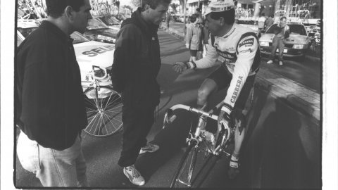Stephen Roche, corredor de Carrera. Pineda de Mar. 1991. Foto: Saül Gordillo (El Punt)