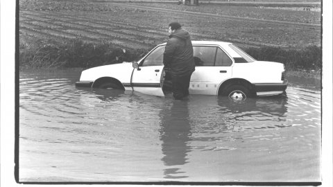 Aiguat a Malgrat de Mar. 1990. Foto: Saül Gordillo (El Punt)