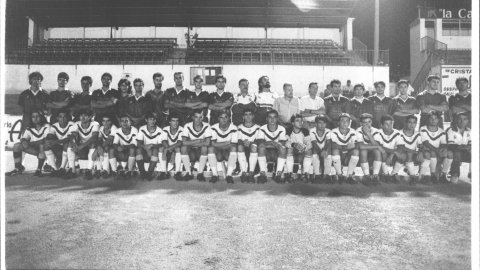 Plantilla del CF Calella. 1991. Foto: Saül Gordillo (El Punt)