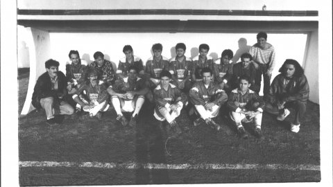 Equip de futbol Santa Maria de Palafolls. 1992. Foto: Saül Gordillo (El Punt)