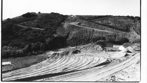 Obres de perllongació de l'autopista del Maresme entre Mataró i Palafolls. 1992. Foto: Saül Gordillo (El Punt)