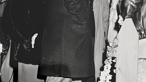 L'alcalde de Calella, Ramon Bagó i Agulló, durant la rua de Carnaval de Calella. 1990-1991. Foto: Saül Gordillo (El Punt)