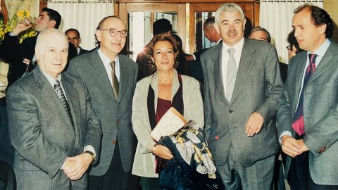 El president del PSC i cap de l'oposició al Parlament, Pasqual Maragall, es reuneix amb empresaris hotelers de Calella en un dinar al restaurant El Hogar Gallego. Calella, 9 de novembre de 2000. Foto: Saül Gordillo (Repòrter)