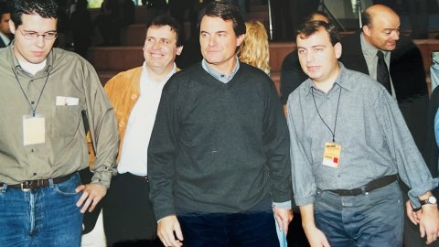 Onzè congrés de la Joventut Nacionalista de Catalunya (JNC) amb l'elecció d'Albert Batalla com a màxim dirigent, amb les intervencions de Jordi Pujol i Artur Mas, al poliesportiu de Santa Susanna. 20, 21 i 22 d'octubre de 2000. Foto: Saül Gordillo (Repòrter)