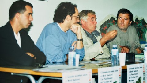 Jornada ecologista a l'antiga fàbrica Llobet Guri de Calella, amb el líder d'Unió de Pagesos, Pep Riera, Jordi Pagès, Joan Borrell i Pere Alzina Bilbeny. Foto: Saül Gordillo (Repòrter)