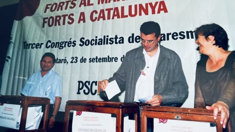 Esteve Terradas, regidor de Mataró del PSC. Congrés del PSC del Maresme. Mataró. 23 de setembre de 2000. Foto: Saül Gordillo (Repòrter)