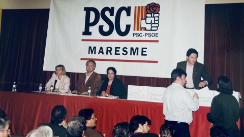 Manuel Mas, Conxita Campoy i Jacinto Lacalle, al congrés del PSC del Maresme. Mataró. Foto: Saül Gordillo (Repòrter)