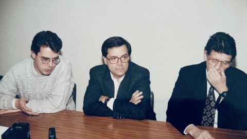 Joan Rangel, Josep Maria Sala i Esteve Terradas, a la seu del PSC del Maresme. Mataró. Foto: Saül Gordillo (Repòrter)