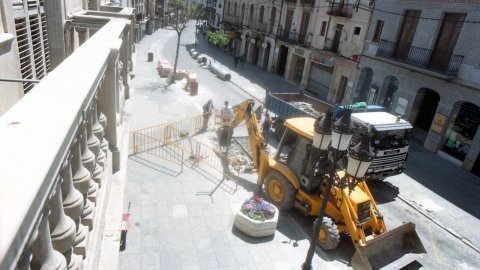 Obres a la Riera de Mataró. 6 de maig de 1996. Foto: Saül Gordillo (El Punt)
