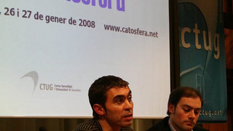 Inauguració de la Catosfera 2008, a Granollers. Taula rodona sobre l’ètica dels blocs amb Juan Varela, Vicent Partal i Saül Gordillo. 25 de gener de 2008