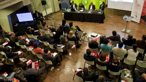 Jornades Cdigital Granollers 2011 amb Saül Gordillo (director de l’ACN), Dídac Lee (emprenedor), Carles Capdevila (director del diari Ara) i, moderador, Miquel Martín Gamisans (Catmèdia). Granollers. 25 de març de 2011