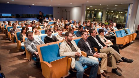 Manual d'acollida de l'Agència Catalana de Notícies (ACN). Presentació a la trobada de treballadors de l'ACN al Museu d'Història de Catalunya. 18 de setembre de 2009. Foto: Mikel Laburu