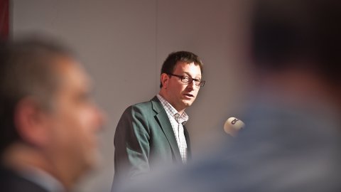 Manual d'acollida de l'Agència Catalana de Notícies (ACN). Presentació a la trobada de treballadors de l'ACN al Museu d'Història de Catalunya. Carles Mundó, president de l'ACN. 18 de setembre de 2009. Foto: Mikel Laburu