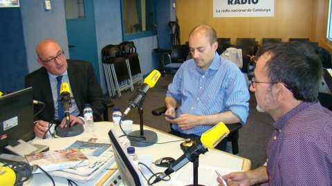 L'oracle de Catalunya Ràdio, de Xavier Graset, amb l'escriptora Sílvia Soler, Carme Colomina, Daniel Fernández i Saül Gordillo. 29 d'abril del 2015