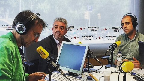 L'oracle de Catalunya Ràdio, de Xavier Graset, amb Miquel Buch, alcalde de Premià de Mar, Xavier Roig i Saül Gordillo. 29 de maig de 2015