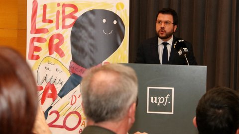 El vicepresident de la Generalitat, Pere Aragonès, inaugura l'acte de celebració del 20è aniversari de l'Agència Catalana de Notícies, que inclou la taula rodona 'Agències de notícies: present i futur'. Facultat de Comunicació de la Universitat Pompeu Fabra. 20 de novembre de 2019