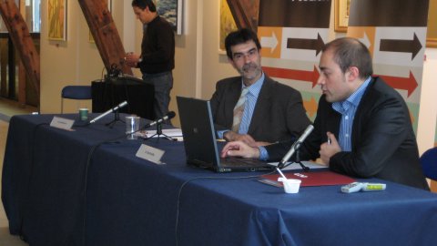 VII Seminari de Comunicació Pública. Internet social i la comunicació pública. Associació Catalana d'Informadors de l'Administració Local. Saül Gordillo, presentat per Jordi Navarro. Nau Gaudí. Mataró. 12 de març de 2009