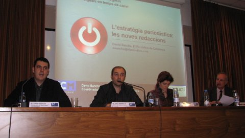 Xerrada sobre el model de l'Agència Catalana de Notícies (ACN) en la jornada Els Mitjans Digitals en Temps de Canvi, al Tecnocampus Mataró, amb Joan Majó, David Sancha (El Periódico) i Karma Peiró (3cat24.cat). 19 de març de 2009. Foto: Gemma Ustrell (ACN)