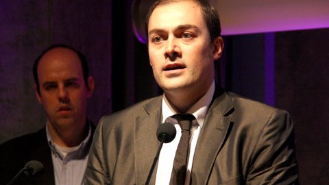 Menció d'honor a l'Agència Catalana de Notícies (ACN) pel seu desè aniversari durant els novens Premis Ràdio Associació de Catalunya, presentats per Neus Bonet i Jordi Basté. Auditori AXA. Barcelona. 14 de maig de 2009. Foto: Mar Rocabert (ACN)