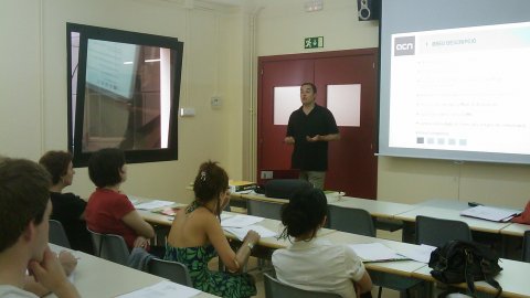 Curs d'estiu de la Universitat de Vic. Periodisme de proximitat i les agències, amb Saül Gordillo, director de l'ACN. 6 de juliol de 2009. Vic