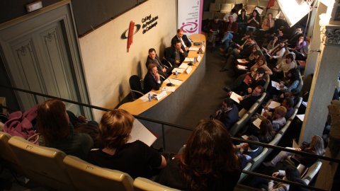 Jornada Comunicació, política i governs locals, organitzada per la Federació de Municipis de Catalunya (FMC) al Col·legi de Periodistes de Catalunya. Taula rodona moderada pel periodista Manuel Campo Vidal, amb Francesc Triola, director de COM Ràdio; Ferran Espada, director d'El Punt a Barcelona; i Saül Gordillo, director de l'Agència Catalana de Notícies (ACN). Barcelona. 28 de març de 2011. Foto: Jordi Pueyo (ACN)