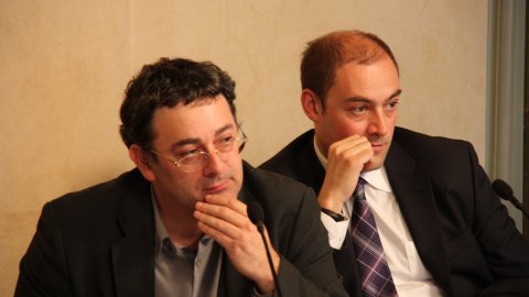 Jornada Comunicació, política i governs locals, organitzada per la Federació de Municipis de Catalunya (FMC) al Col·legi de Periodistes de Catalunya. Taula rodona moderada pel periodista Manuel Campo Vidal, amb Francesc Triola, director de COM Ràdio; Ferran Espada, director d'El Punt a Barcelona; i Saül Gordillo, director de l'Agència Catalana de Notícies (ACN). Barcelona. 28 de març de 2011. Foto: Jordi Pueyo (ACN)