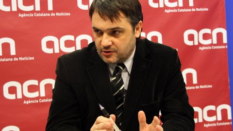El tinent d'alcalde i primer secretari del PSC de Barcelona, Carles Martí, visita l'Agència Catalana de Notícies (ACN). 9 de gener de 2009. Foto: Guillem Sánchez (ACN)