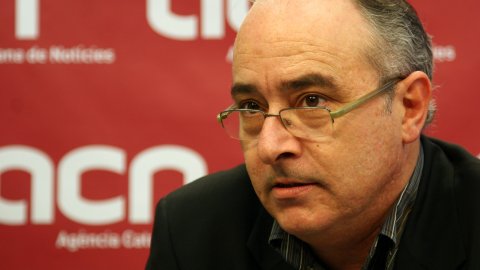 El director de l'Institut Ramon Llull, Josep Bargalló, visita l'Agència Catalana de Notícies (ACN). 28 de gener de 2009 Foto: Albert Salamé (ACN)