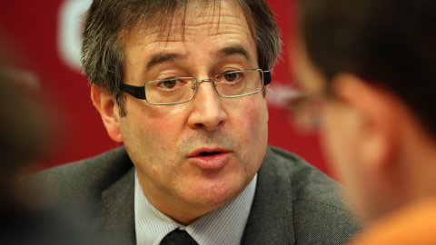 El conseller de Governació i Administracions Públiques, Jordi Ausàs, en una entrevista a l'Agència Catalana de Notícies (ACN). 19 de febrer de 2009. Foto: Albert Salamé (ACN)