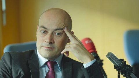 Entrevista del director de Catalunya Ràdio, Saül Gordillo, amb Joan Salicrú per als mitjans de l'AMIC. Barcelona. 19 d'octubre de 2016