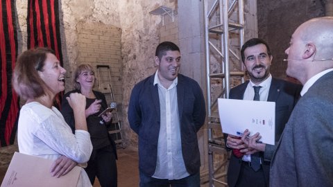 Ponència inaugural 'La Internet de les persones' a les jornades Catosfera 2016, a Girona. A la fotografia, amb l'alcaldessa de Girona, Marta Madrenas; el secretari de Comunicació del Govern i Mitjans de Comunicació, Miquel Martín Gamisans; el director de la Catosfera, Joan Camp; i la presentadora del 'Popap' de Catalunya Ràdio, Mariola Dinarès. Girona. 13 d'octubre de 2016