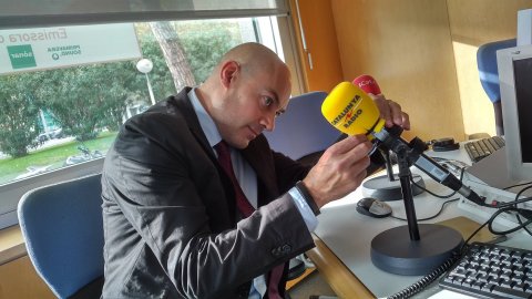 Entrevista del director de Catalunya Ràdio, Saül Gordillo, amb Joan Salicrú per als mitjans de l'AMIC. Barcelona. 19 d'octubre de 2016