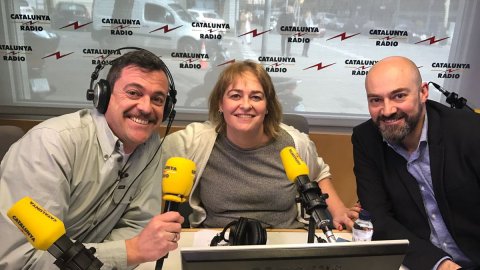 Presentació de MésCatRàdio 2017, la primera graella digital de Catalunya Ràdio, al programa de Mariola Dinarès 'Popap', amb el director de Catalunya Ràdio, Saül Gordillo, i el cap de Continguts, Santi Faro. 16 de febrer de 2017 