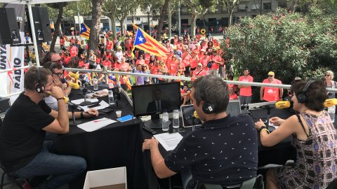 Programa especial de Catalunya Ràdio per la Diada Nacional de Catalunya a la Diagonal de Barcelona, amb Òscar Fernández i Empar Moliner. 11 de setembre de 2018