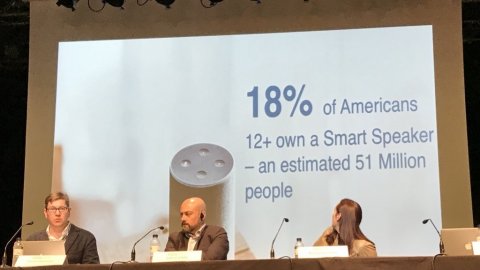 El director de Catalunya Ràdio, Saül Gordillo, modera la taula rodona sobre podcast al Mercat de l'Audiovisual de Catalunya (MAC) a Granollers. 7 de juny de 2018