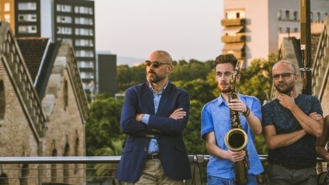 El director de Catalunya Ràdio, Saül Gordillo, en la presentació de la temporada d'estiu 2018 a la terrassa del Museu d'Història de Catalunya. 17 de juliol de 2018