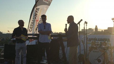 El director de Catalunya Ràdio, Saül Gordillo, en la presentació de la temporada d'estiu 2018 a la terrassa del Museu d'Història de Catalunya. 17 de juliol de 2018