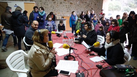 Catalunya Ràdio celebra el Dia Mundial de la Ràdio amb una programació especial a Santa Coloma de Gramenet (El matí de Catalunya Ràdio), Mataró (APM?), Les Franqueses del Vallès (Catalunya migdia), Lleida (Estat de Gràcia), París (Tot costa) i El Vendrell (Catalunya Vespre). 13 de febrer de 2017