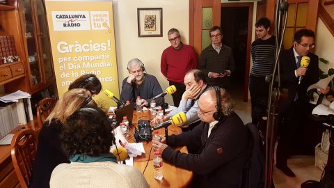 Catalunya Ràdio celebra el Dia Mundial de la Ràdio amb una programació especial a Santa Coloma de Gramenet (El matí de Catalunya Ràdio), Mataró (APM?), Les Franqueses del Vallès (Catalunya migdia), Lleida (Estat de Gràcia), París (Tot costa) i El Vendrell (Catalunya Vespre). 13 de febrer de 2017