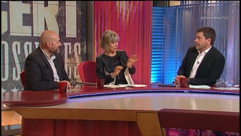 Entrevista al programa de TV3 'Divendres' sobre el Desconcert d'iCat a la Sala Apolo i el retorn de les emissions a l'FM, amb Espartac Peran i Mari Pau Huguet. 8 de maig de 2017 