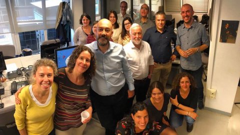 El director de Catalunya Ràdio, Saül Gordillo, amb l'equip de Catalunya Música amb motiu del 30è aniversari de l'emissora. Barcelona. 9 de maig de 2017