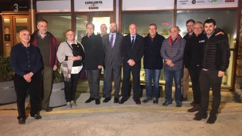 El director de Catalunya Ràdio, Saül Gordillo, assisteix a Vielha pels 30 anys d'emissions en aranès de Catalunya Ràdio a un Catalunya vespre especial des de la Val d'Aran, conduït per Kilian Sebrià. Celebració de tres dècades de ràdio en aranès amb els professionals de la delegació de l'Aran i la participació dels representants institucionals de La Vall, amb el Síndic, Carlos Barrera, i el cap de l'oposició, Paco Boya, al capdavant. Vielha. 12 d'abril de 2018