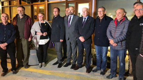 El director de Catalunya Ràdio, Saül Gordillo, assisteix a Vielha pels 30 anys d'emissions en aranès de Catalunya Ràdio a un Catalunya vespre especial des de la Val d'Aran, conduït per Kilian Sebrià. Celebració de tres dècades de ràdio en aranès amb els professionals de la delegació de l'Aran i la participació dels representants institucionals de La Vall, amb el Síndic, Carlos Barrera, i el cap de l'oposició, Paco Boya, al capdavant. Vielha. 12 d'abril de 2018